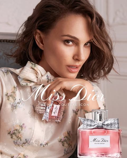 Dior image Facebook ad: MISS DIOR (3 of 3)