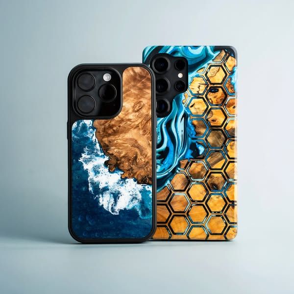 Carved image Facebook ad: Live Edge vs. Traveler – Status or Protection? You Decide.