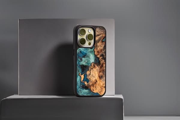 Carved carousel Facebook ad: New iPhone 15 Cases (3 of 10)