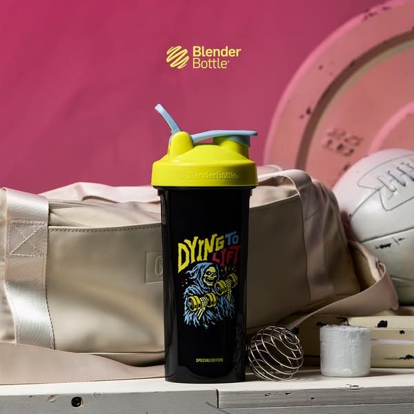 BlenderBottle image Facebook ad: Spooky Season. Serious Gains. (3 of 3)