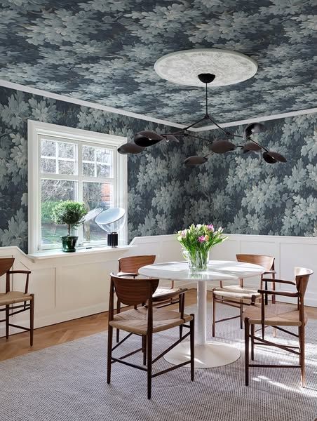 Rebel Walls carousel Facebook ad: Extraordinary Ceiling Wallpaper | Rebel Walls | Free Shipping (4 of 5)