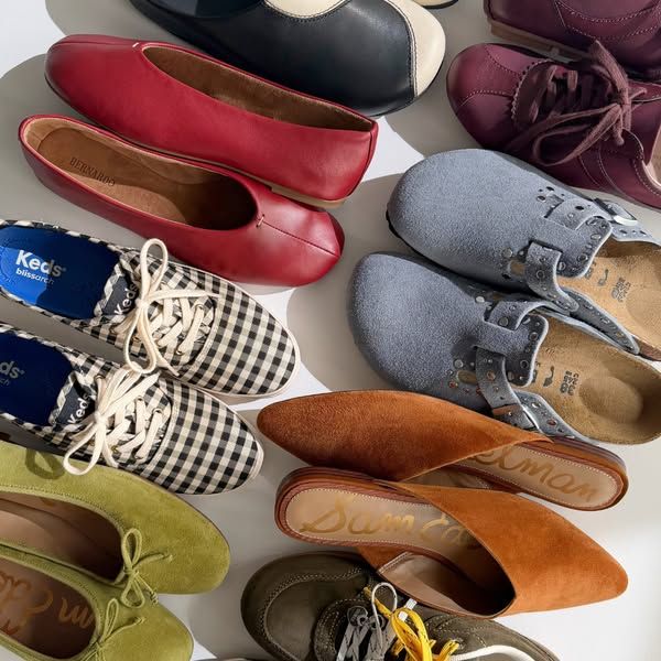 Zappos.com image Facebook ad: Fall's Most Effortless Pairs (21 of 21)